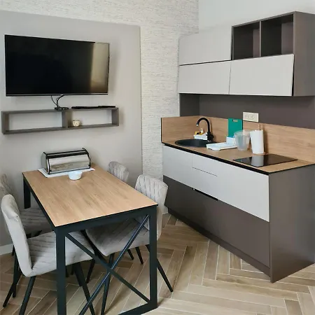 Kondor Apartment