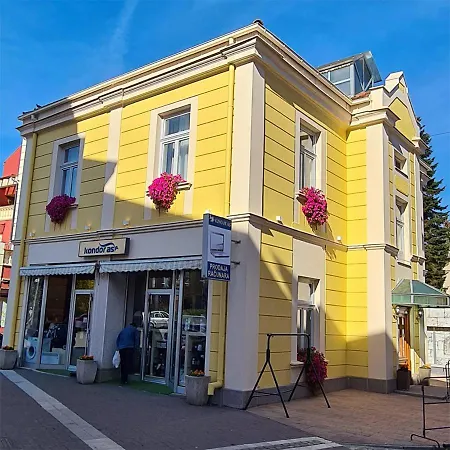 Kondor Apartment